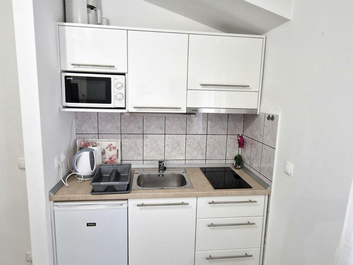 Guest House Antonia Baška Voda Kültér fotó